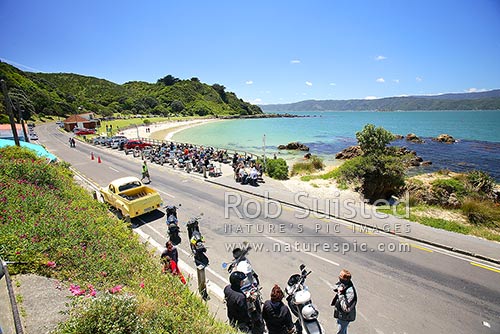 Scooter and motorbike riders at Chocolate Fish Café at Scorching Bay beach, Wellington, Wellington City District, Wellington Region, New Zealand (NZ)